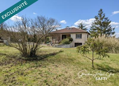 Maison - 102 m² - 5 pièces