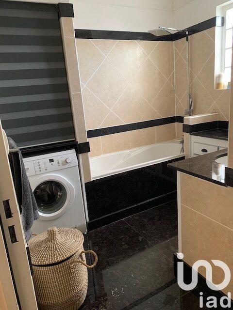 Appartement - 98 m² - 4 pièces