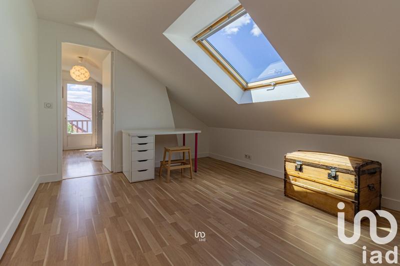 Maison - 178 m² - 7 pièces