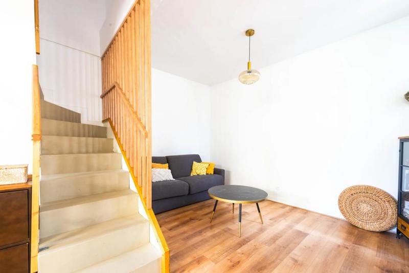 Appartement - 100 m² - 6 pièces