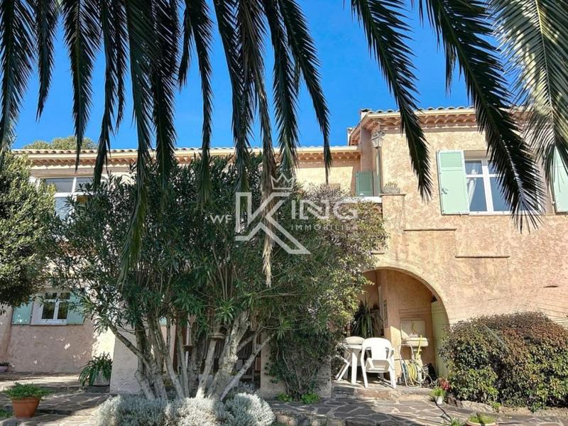 Villa - 162 m² - 5 pièces