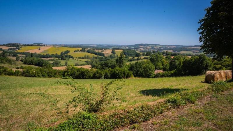 Propriété - 200 m² - 5 pièces