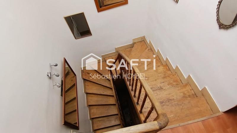 Maison - 96 m² - 5 pièces