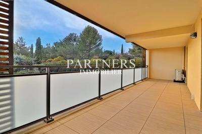 Appartement - 88 m² - 4 pièces