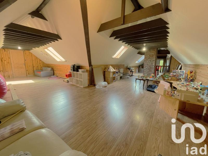 Maison - 196 m² - 7 pièces