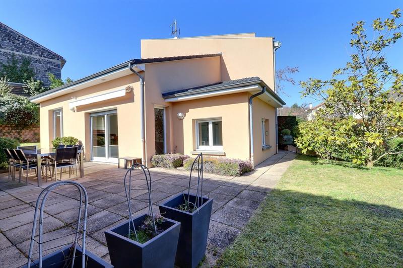 Villa - 160 m² - 6 pièces
