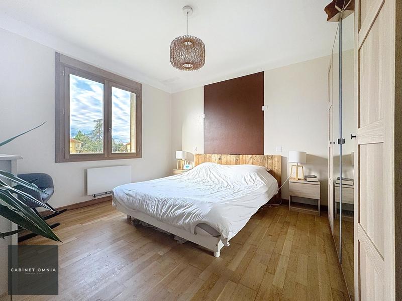 Maison - 102 m² - 4 pièces