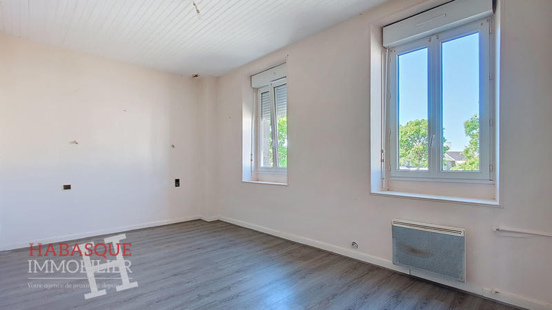 Maison - 150 m² - 9 pièces