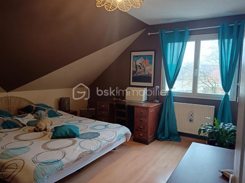 Maison traditionnelle - 153 m² - 7 pièces