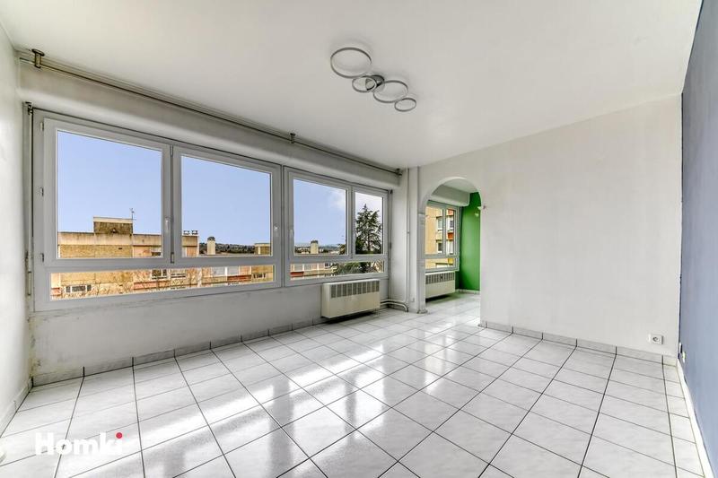 Appartement - 76 m² - 4 pièces