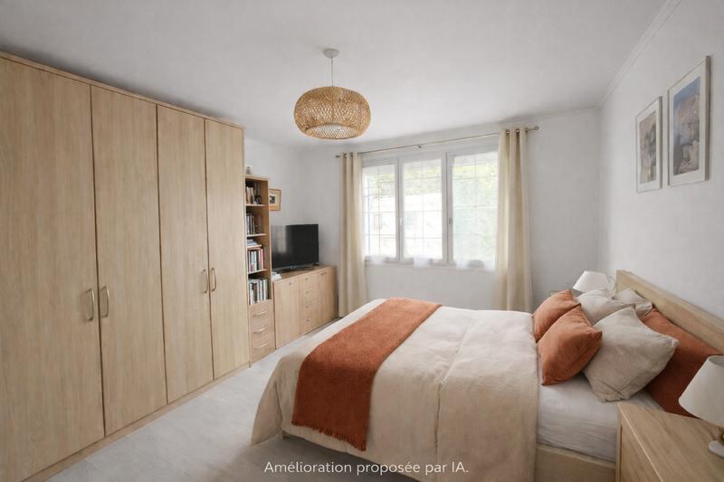 Maison - 95 m² - 4 pièces