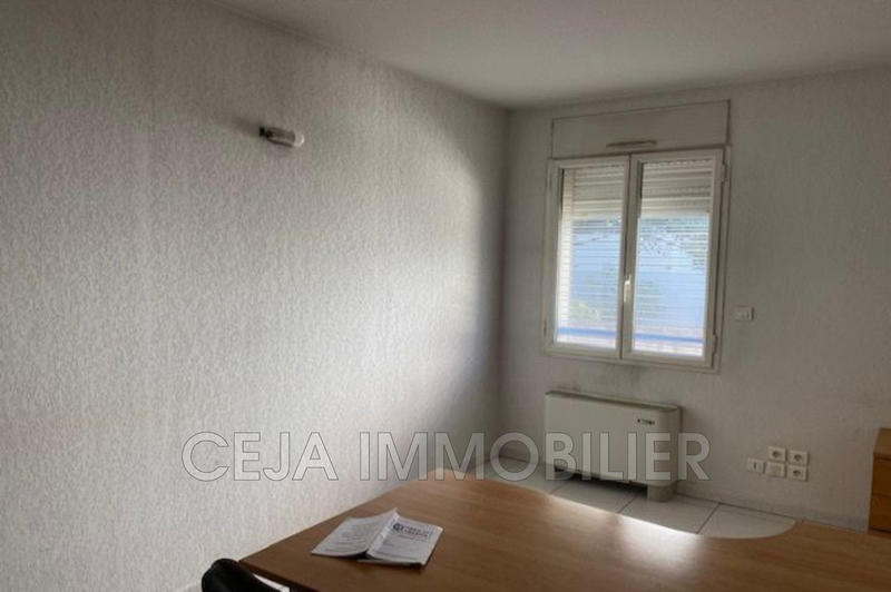 Bureau - 217 m²