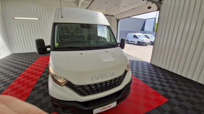 Iveco Daily Fourgon 35 s 14 sv11 h2 quad-leaf hi matic