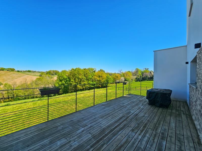 Maison - 149 m² - 5 pièces