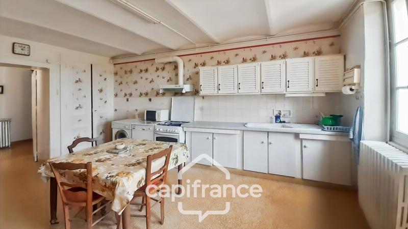 Maison - 208 m² - 8 pièces