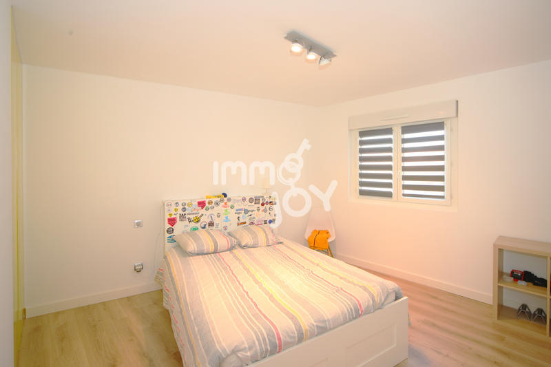 Immeuble - 319 m² - 13 pièces