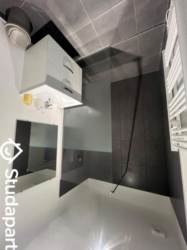 Chambre - 50 m² - 1 pièce