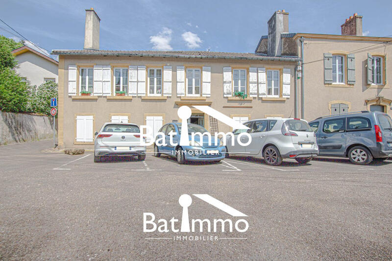 Villa - 320 m² - 10 pièces