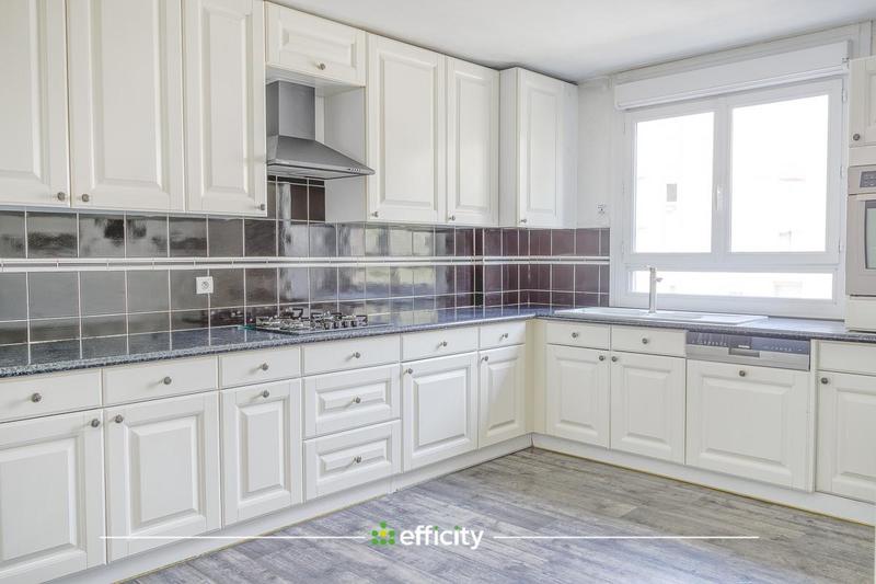 Appartement - 93 m² - 4 pièces