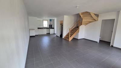Maison - 104 m² - 5 pièces