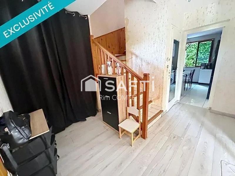 Maison - 94 m² - 5 pièces