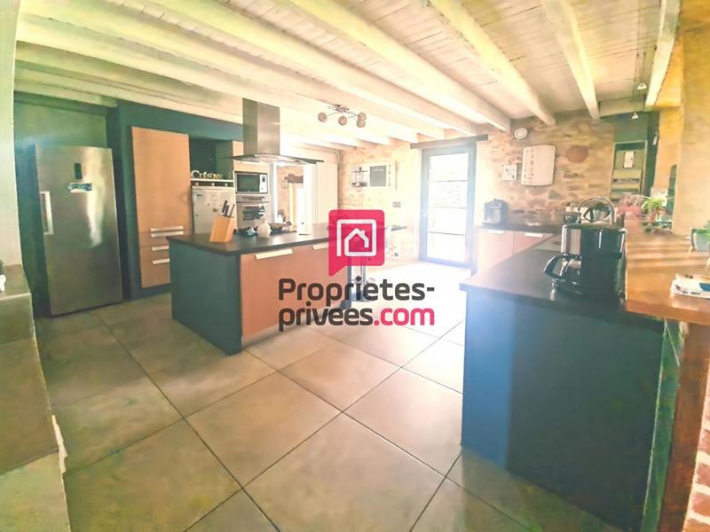 Maison - 273 m² - 8 pièces