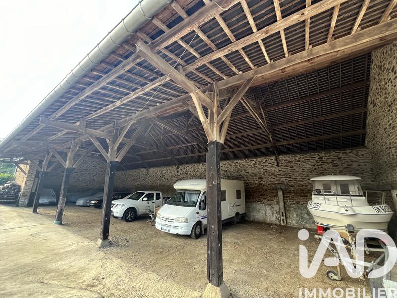 Maison - 250 m² - 1 pièce