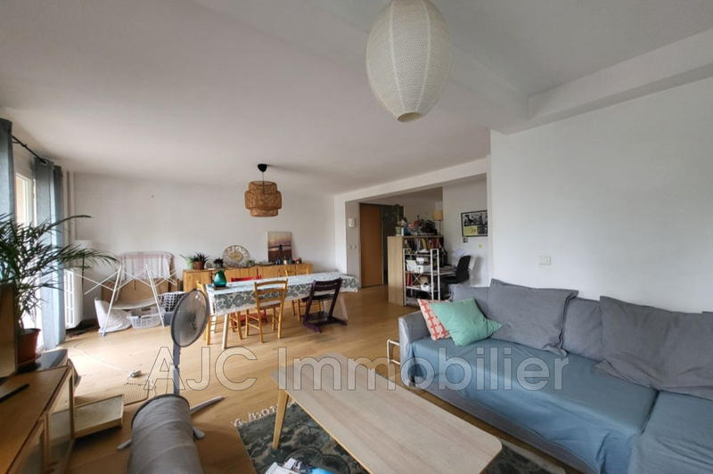 Appartement - 91 m² - 4 pièces