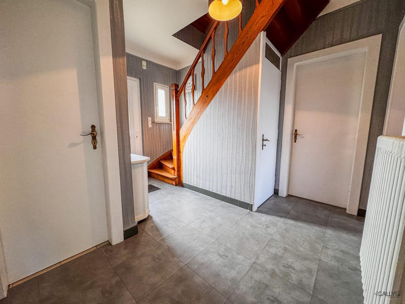 Maison - 97 m² - 5 pièces