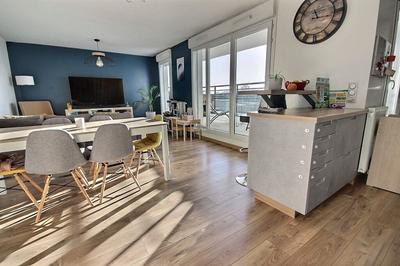 Appartement - 92 m² - 5 pièces