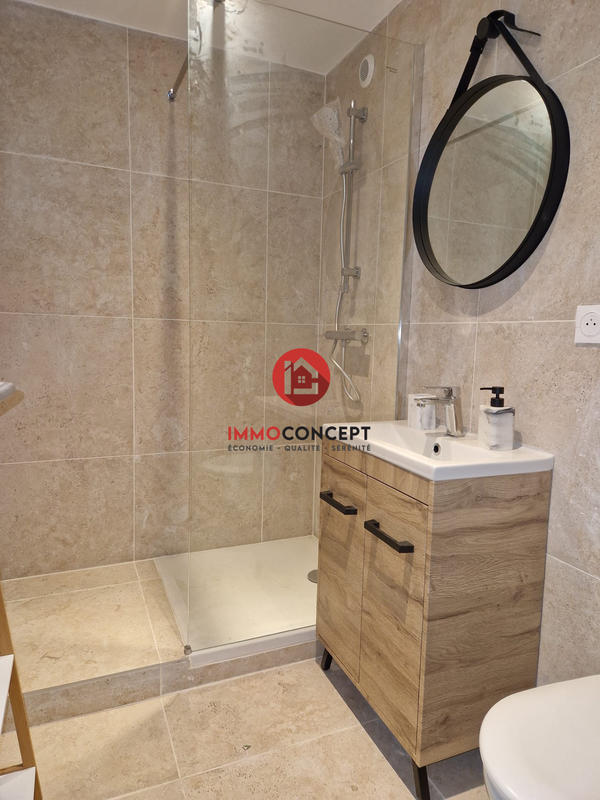 Maison ancienne - 214 m² - 11 pièces