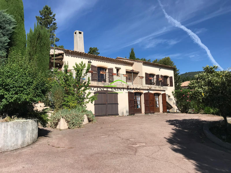 Maison - 176 m² - 5 pièces