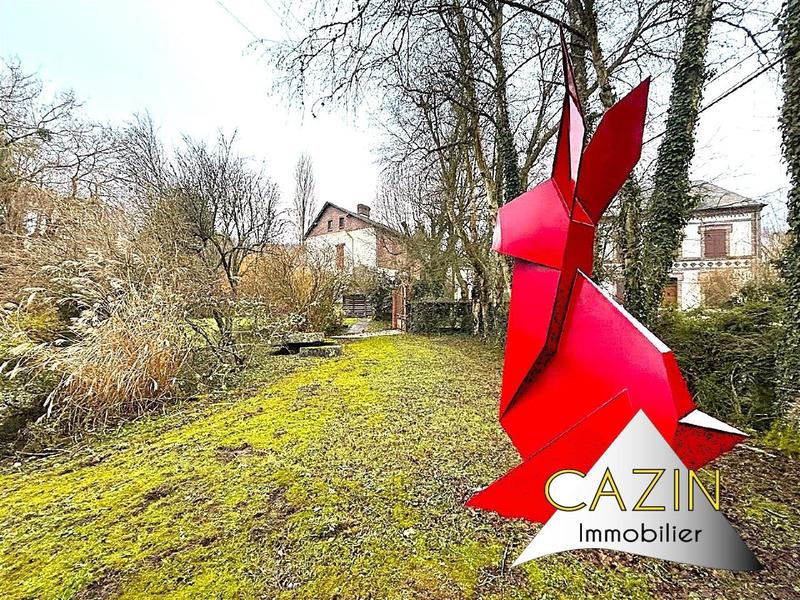 Maison - 418 m² - 10 pièces