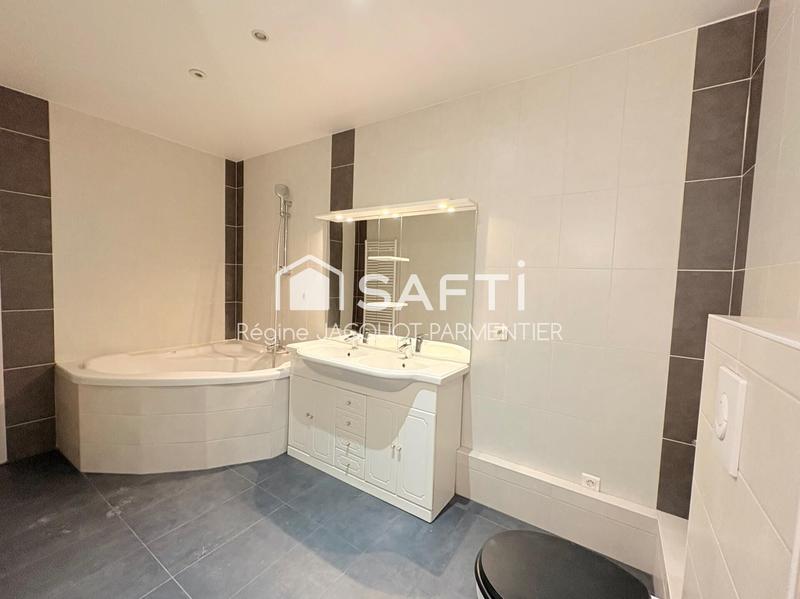 Appartement - 93 m² - 4 pièces