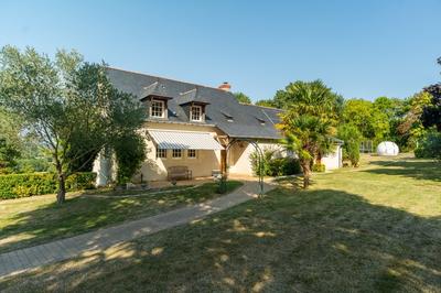 Propriété - 387 m² - 10 pièces