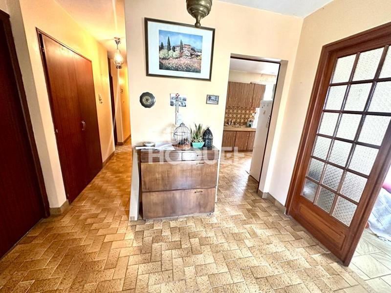 Maison - 121 m² - 7 pièces