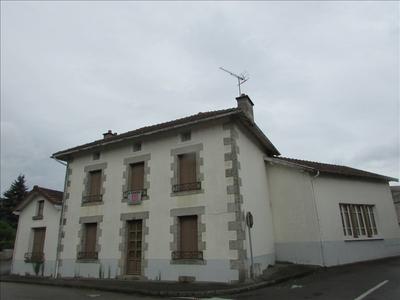 Maison - 95 m² - 5 pièces