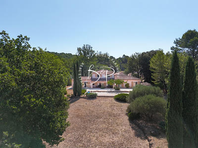 Maison - 186 m² - 6 pièces