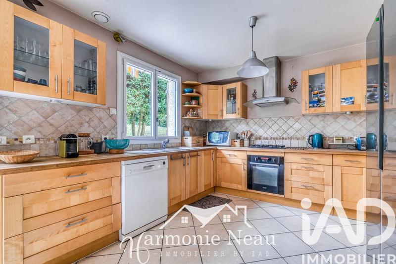 Maison - 179 m² - 9 pièces