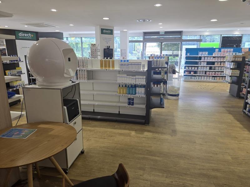 Local commercial - 600 m² - 15 pièces