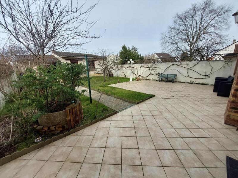 Maison - 135 m² - 7 pièces