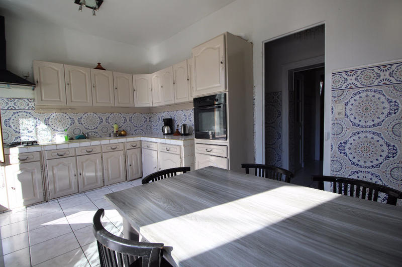 Maison de village - 232 m² - 9 pièces