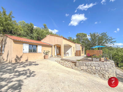 Villa - 145 m² - 6 pièces