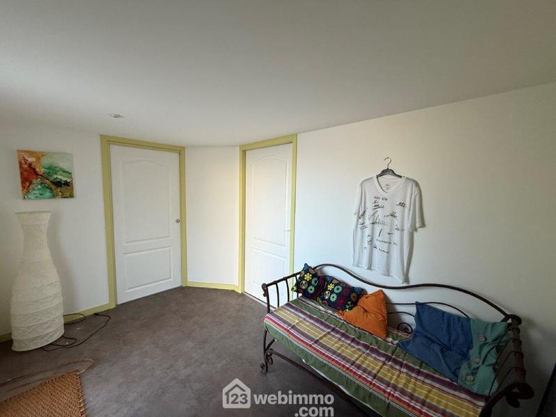 Villa - 220 m² - 10 pièces