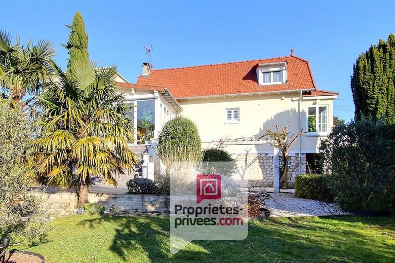 Maison - 166 m² - 7 pièces