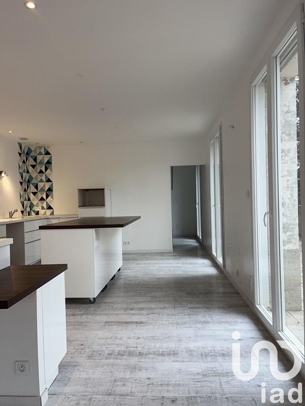 Maison - 186 m² - 5 pièces