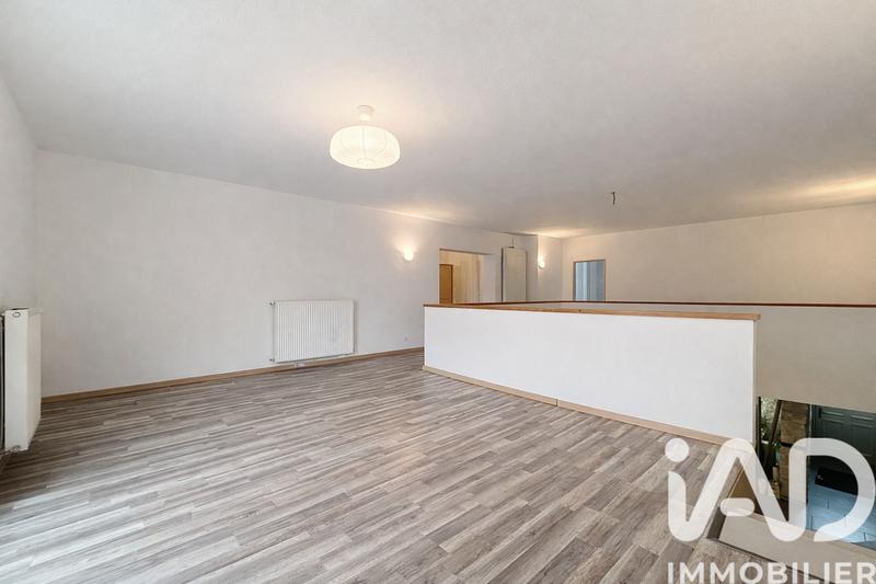 Maison - 246 m² - 5 pièces
