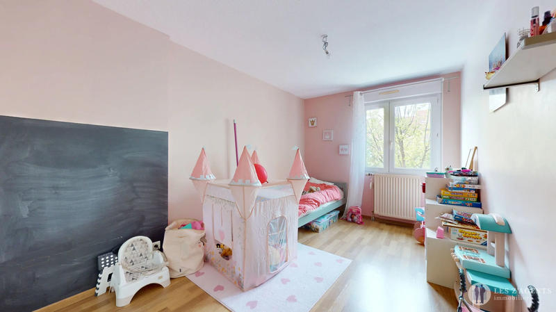 Appartement - 70 m² - 3 pièces