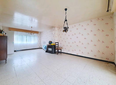 Maison - 90 m² - 4 pièces