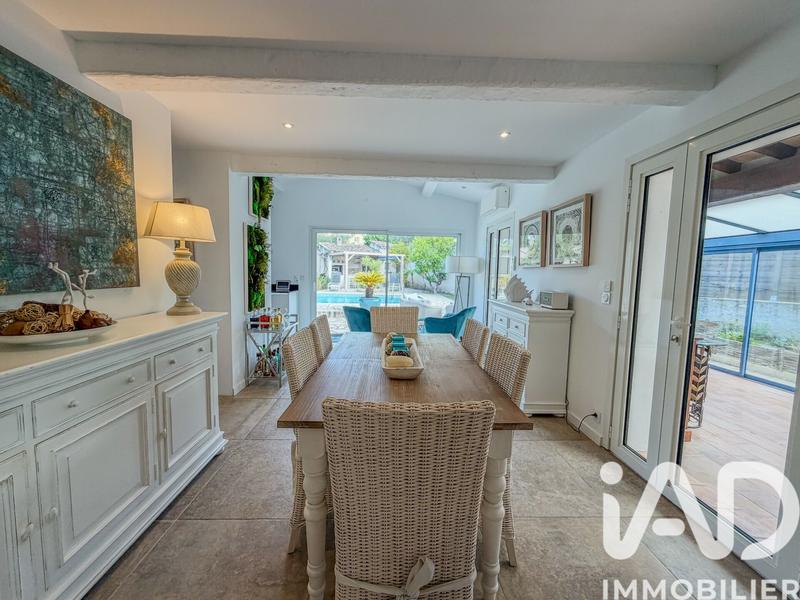 Maison - 140 m² - 6 pièces